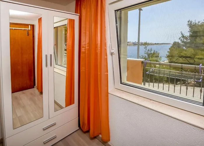 Ive I Maja Apartamento *