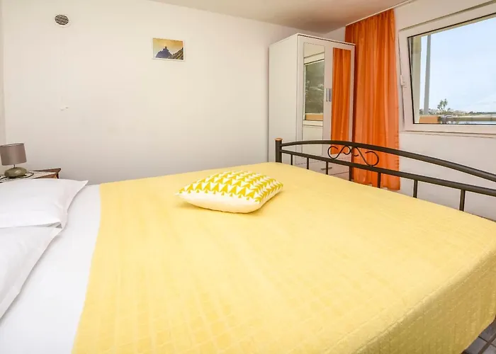 Ive I Maja Apartamento *